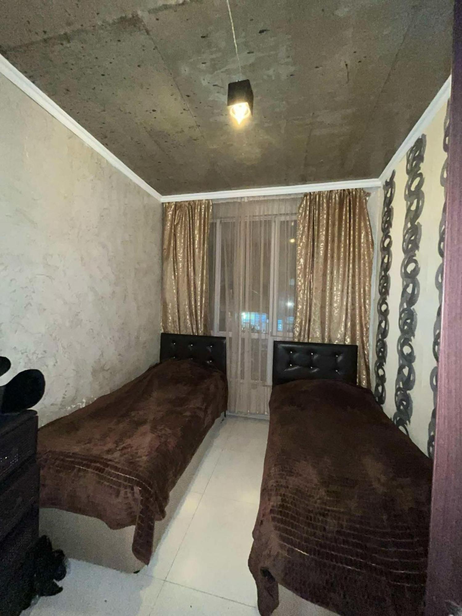 House Romani Hotel Batumi Bagian luar foto